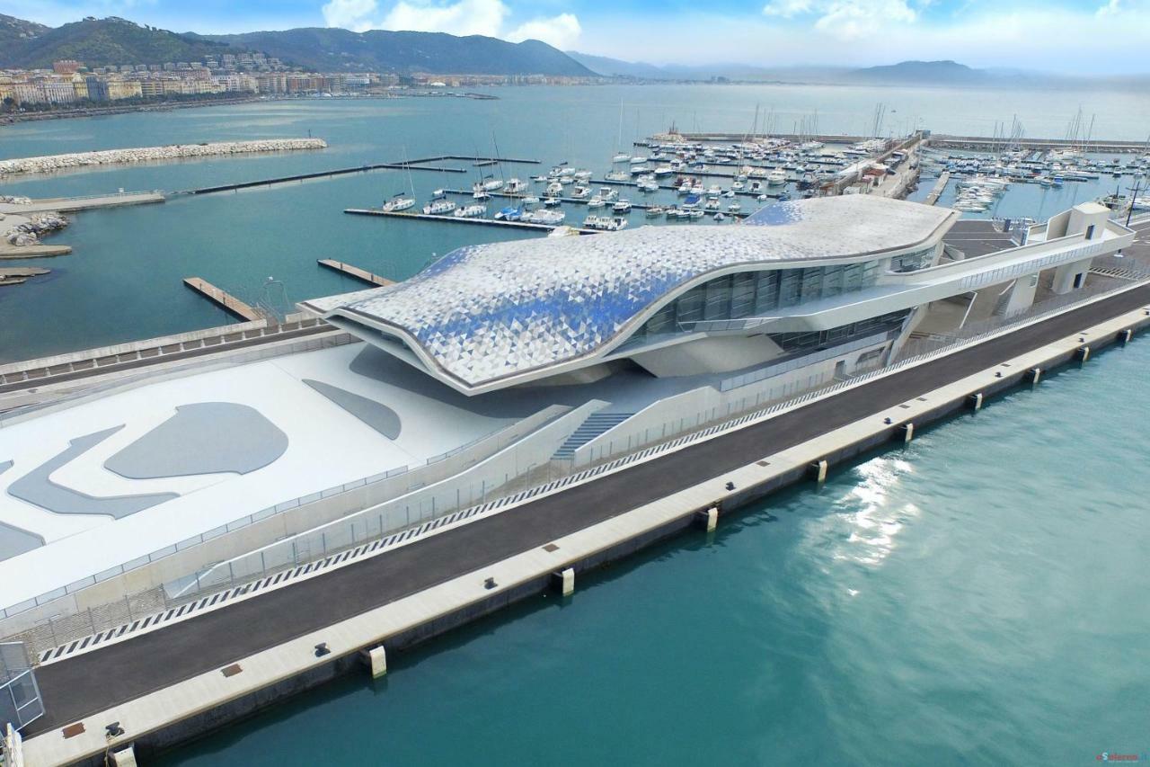 Casa Vacanze Archi Medievali Σαλέρνο Εξωτερικό φωτογραφία