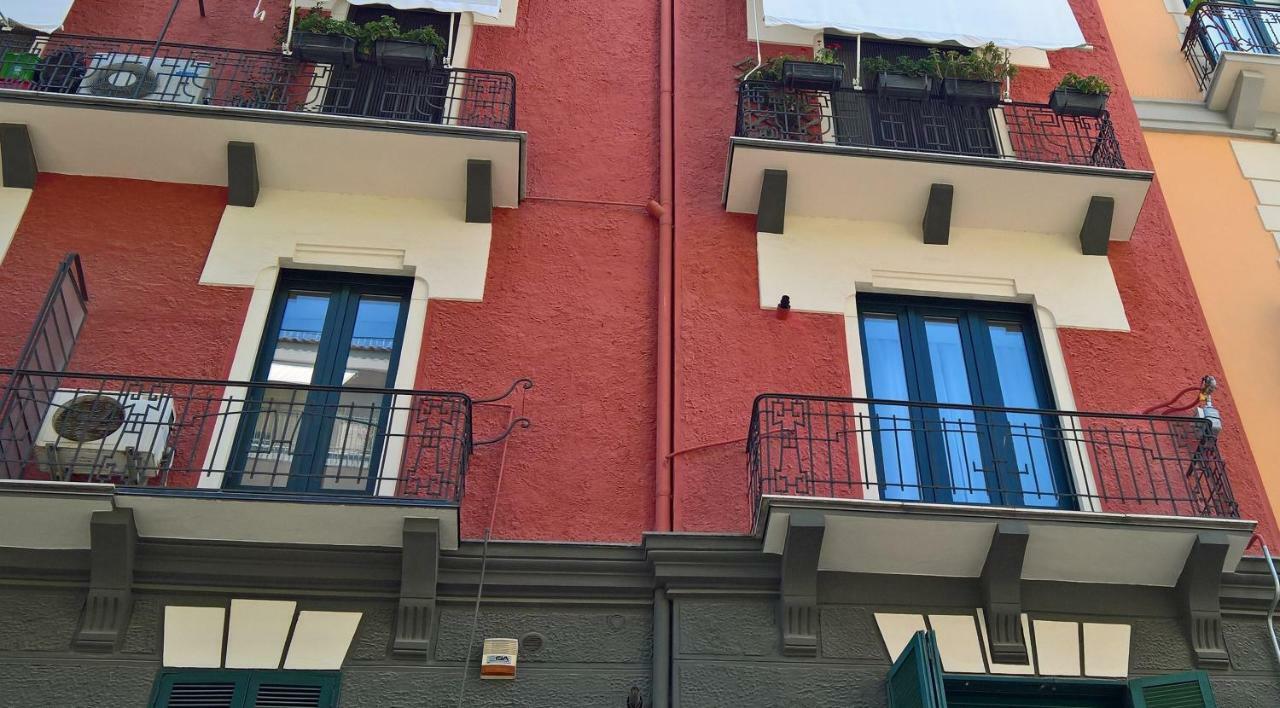 Casa Vacanze Archi Medievali Σαλέρνο Εξωτερικό φωτογραφία