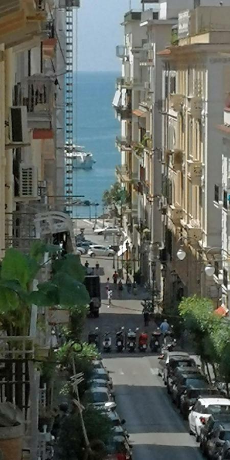 Casa Vacanze Archi Medievali Σαλέρνο Εξωτερικό φωτογραφία