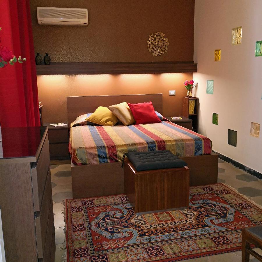 Casa Vacanze Archi Medievali Σαλέρνο Εξωτερικό φωτογραφία